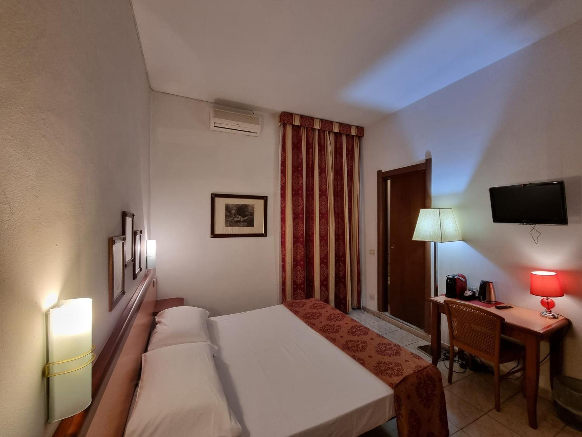 Hotel Villa Luisa Рапало Екстериор снимка
