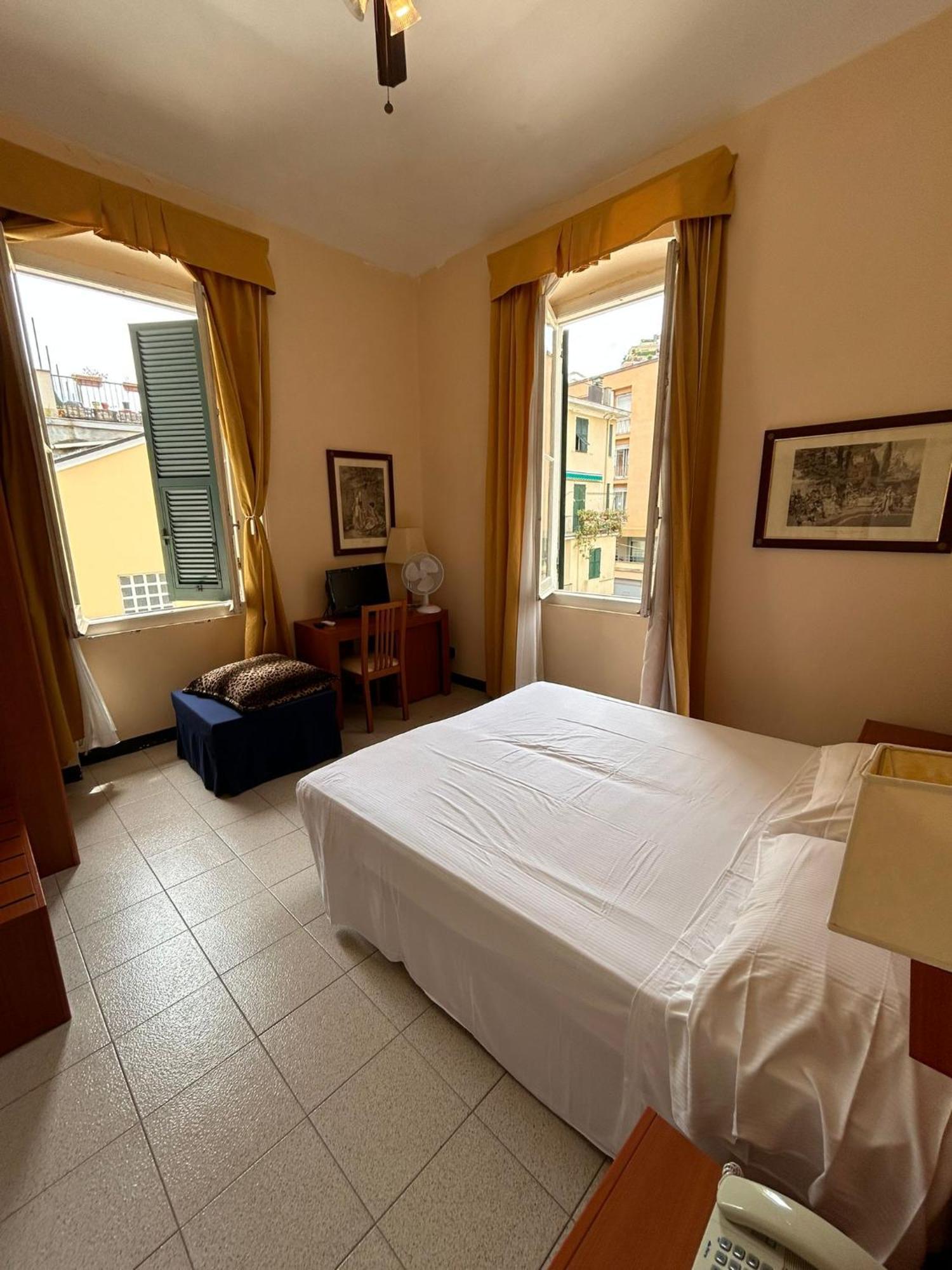 Hotel Villa Luisa Рапало Екстериор снимка