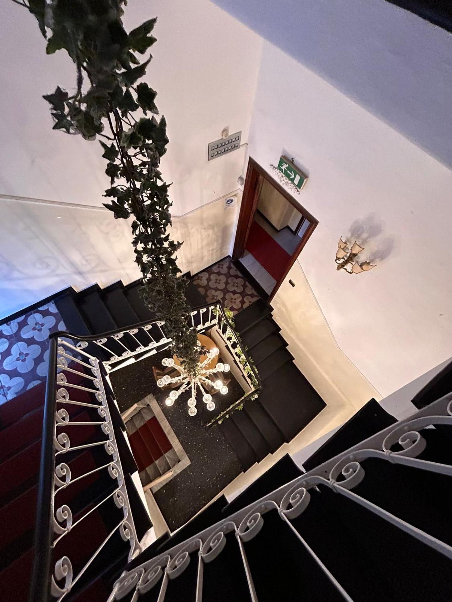 Hotel Villa Luisa Рапало Екстериор снимка