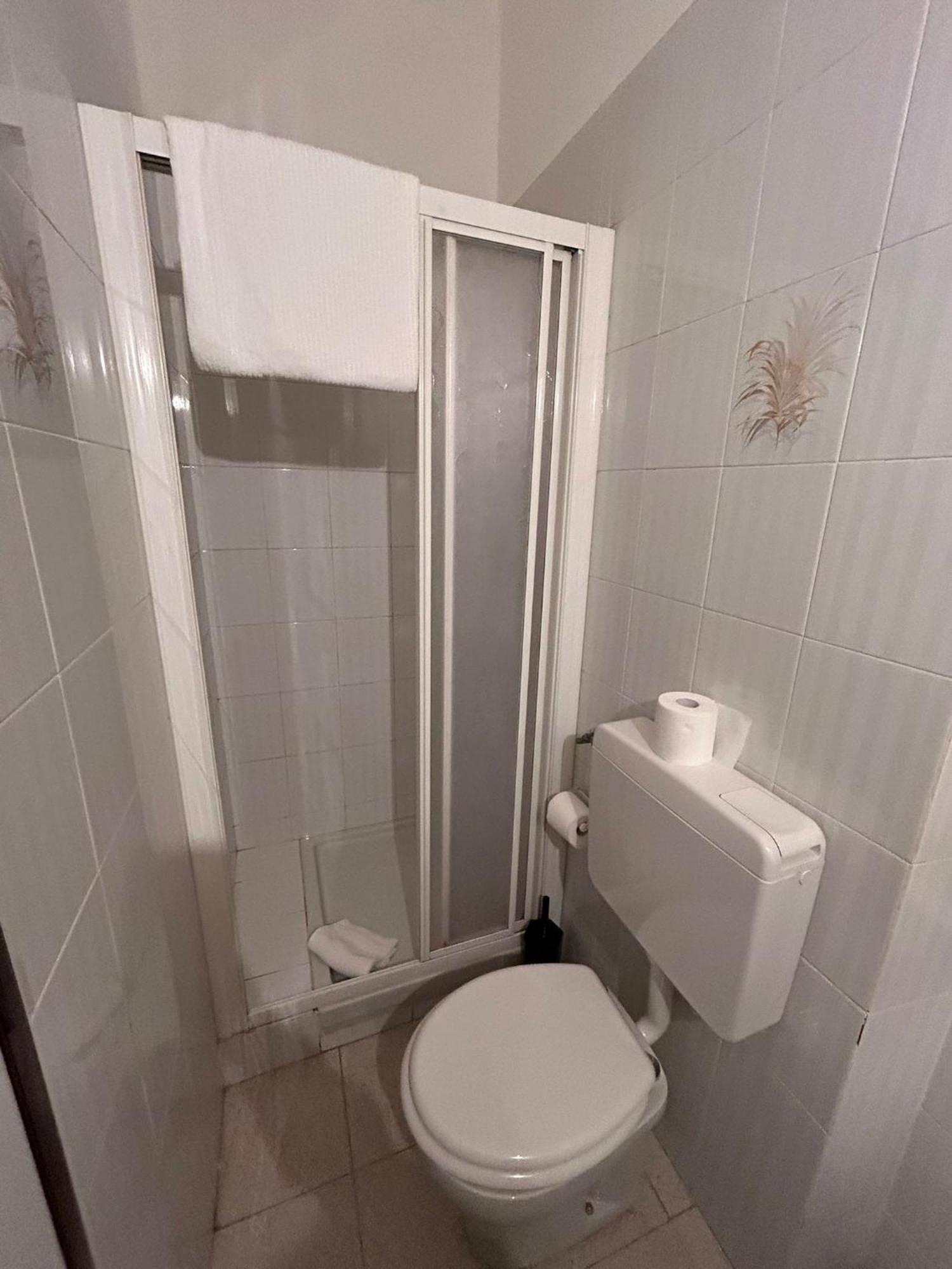Hotel Villa Luisa Рапало Екстериор снимка