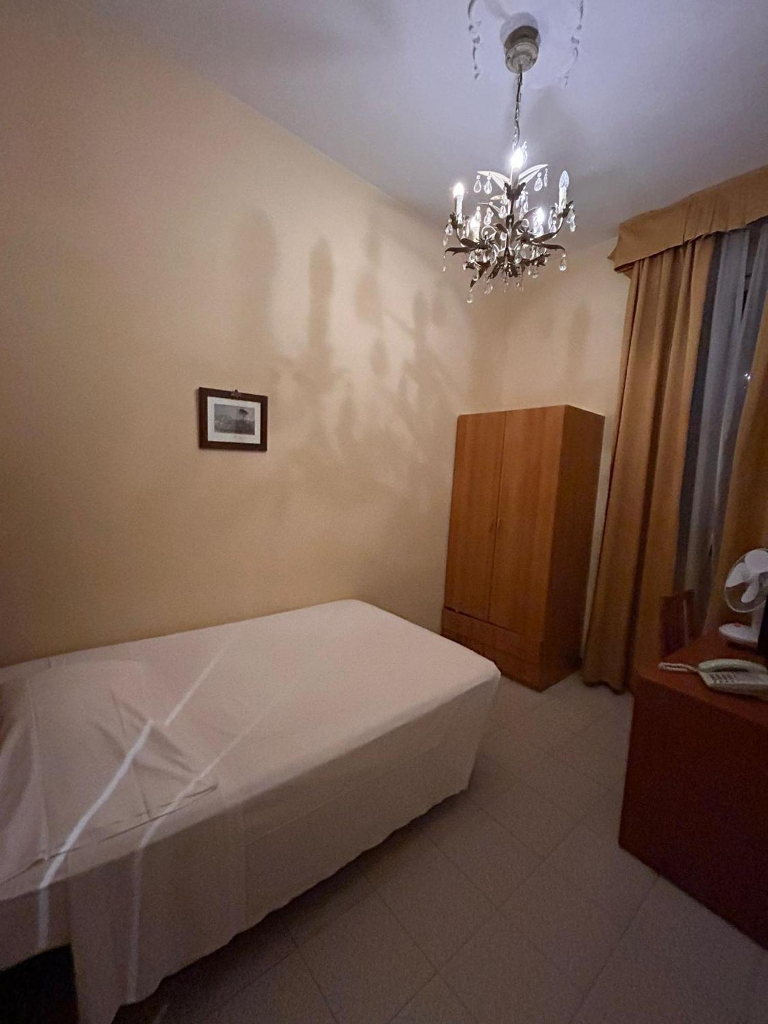 Hotel Villa Luisa Рапало Екстериор снимка