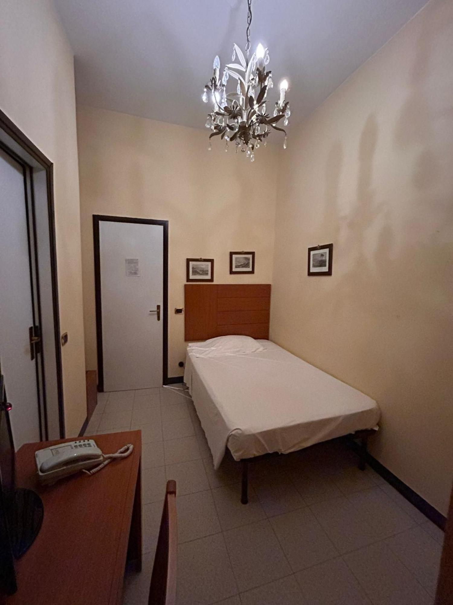Hotel Villa Luisa Рапало Екстериор снимка