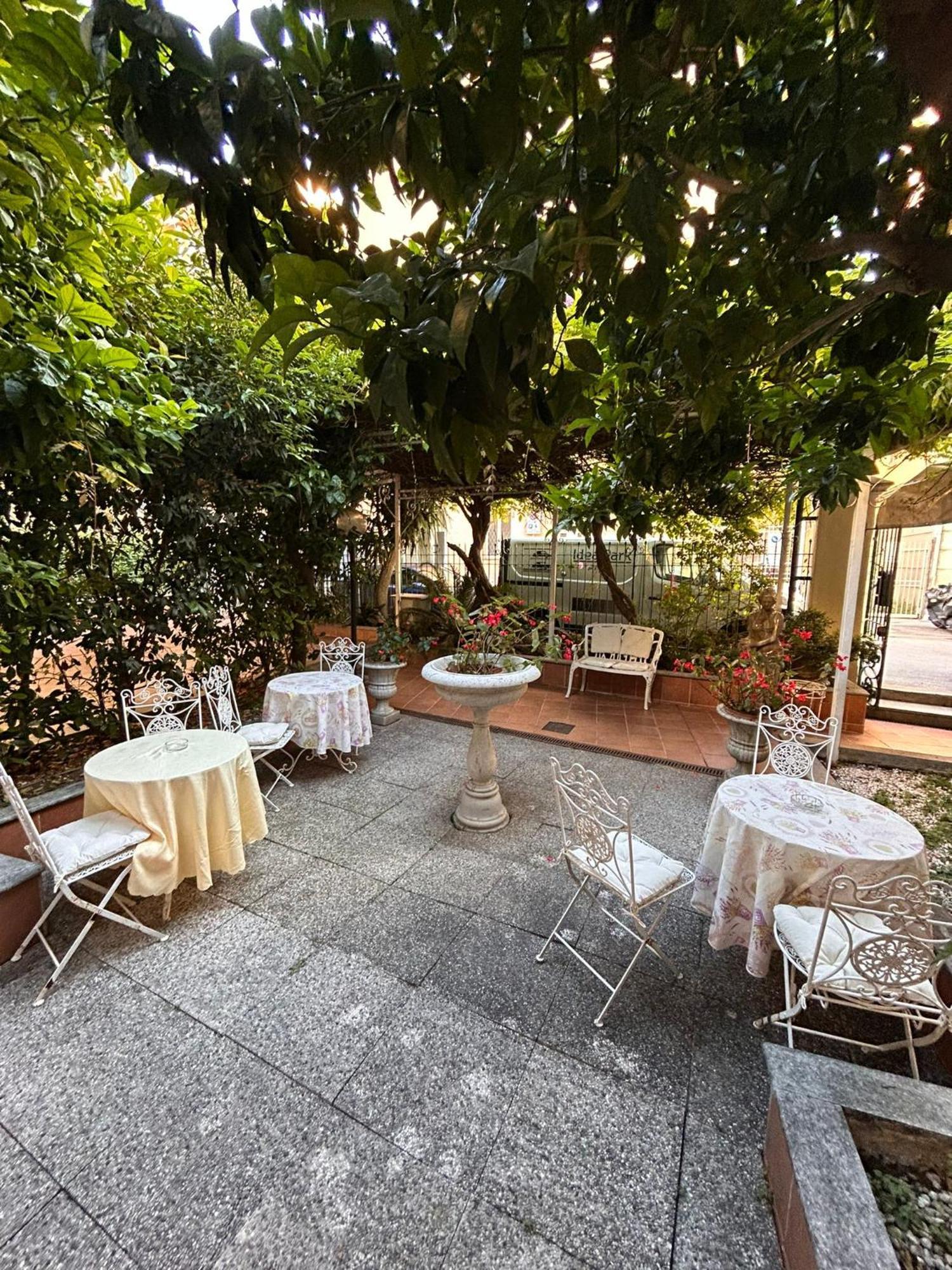 Hotel Villa Luisa Рапало Екстериор снимка