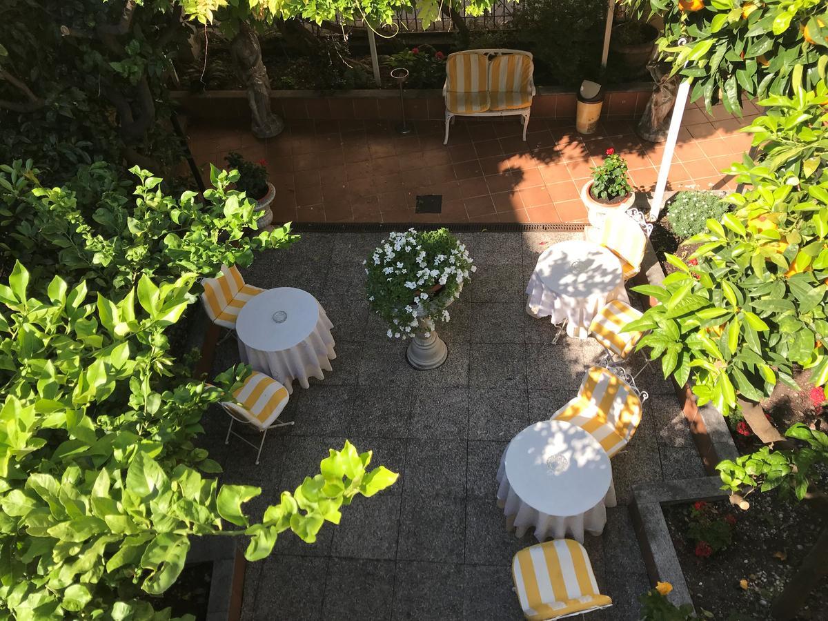 Hotel Villa Luisa Рапало Екстериор снимка